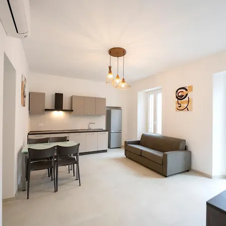 Salt Apartment, In Pieno Centro Rif A859 San Benedetto del Tronto