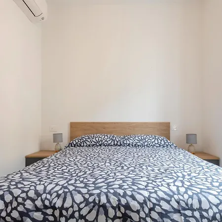 Salt Apartment, In Pieno Centro Rif A859 *
