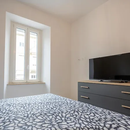 Apartman Salt Apartment, In Pieno Centro Rif A859