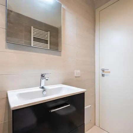 Salt Apartment, In Pieno Centro Rif A859