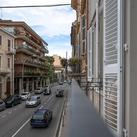 Apartman Salt Apartment, In Pieno Centro Rif A859